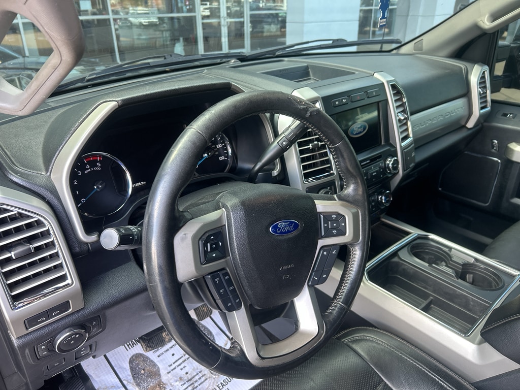Used 2017 Ford F-250 Lariat Crew Cab