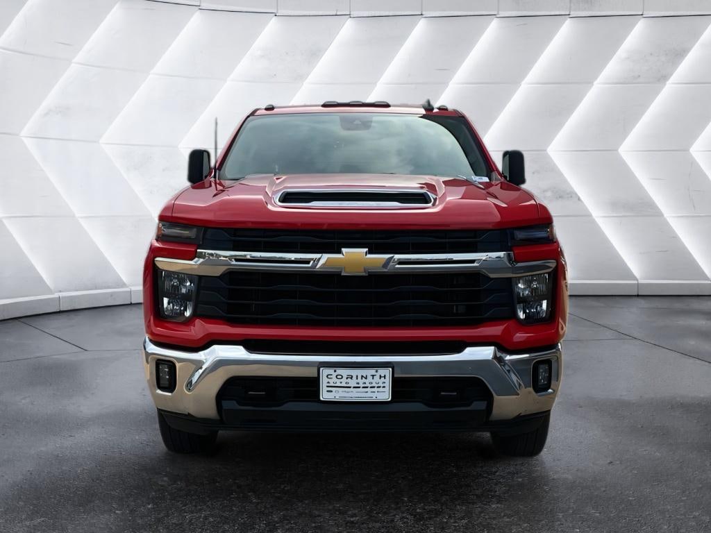 Used 2024 Chevrolet Silverado LT Crew Cab