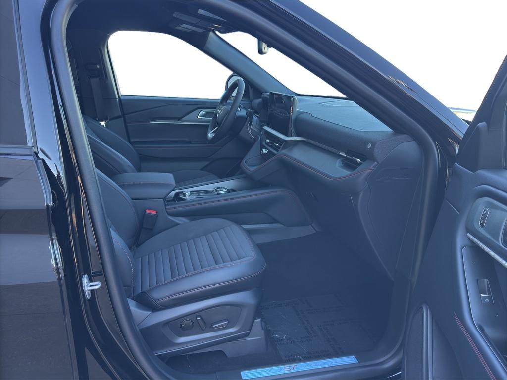 2026 Ford Explorer ST-Line - Photo 7