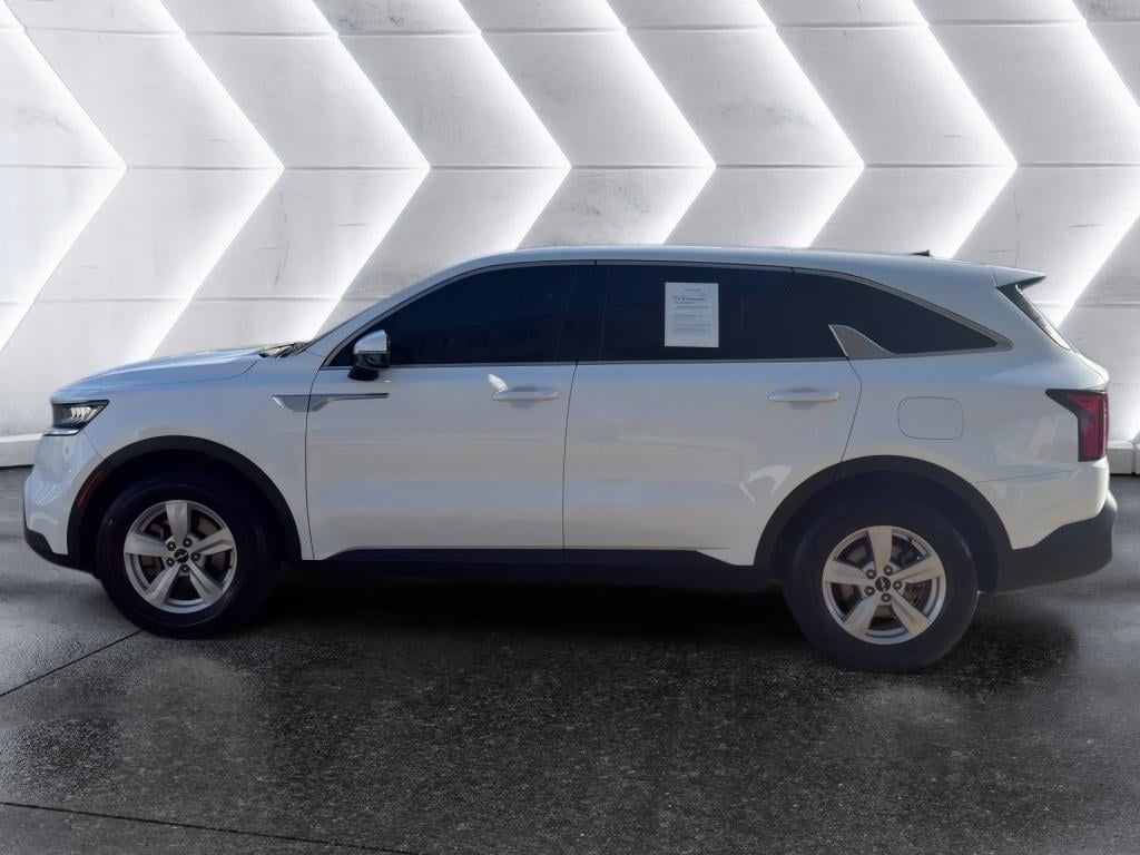 Used 2022 Kia Sorento LX Sport Utility
