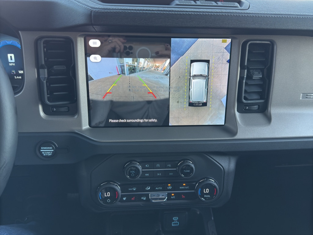 2025 Ford Bronco 4-Door Outer Banks - Photo 17