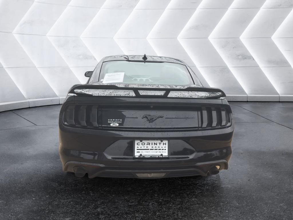 2020 Ford Mustang EcoBoost photo 4