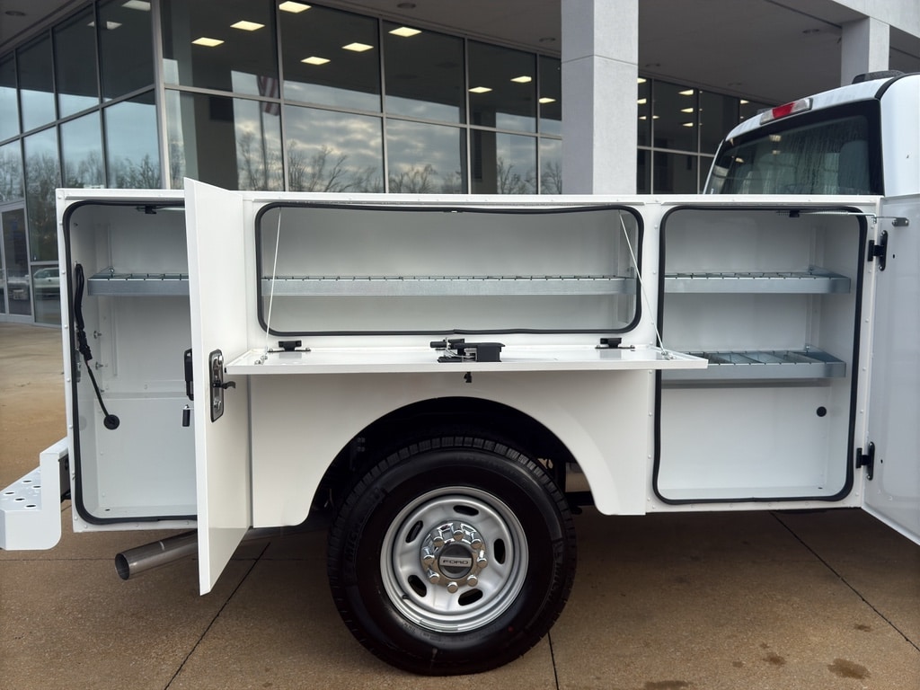 2026 Ford F-250 Super Duty XL - Photo 9