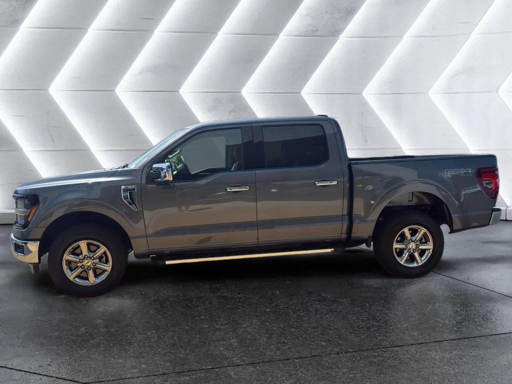 2025 Ford F-150 XLT photo 3