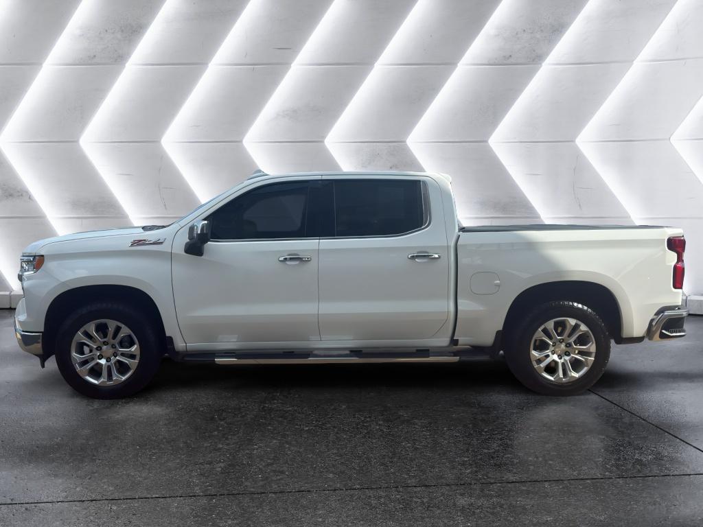2024 Chevrolet Silverado 1500 LTZ photo 3