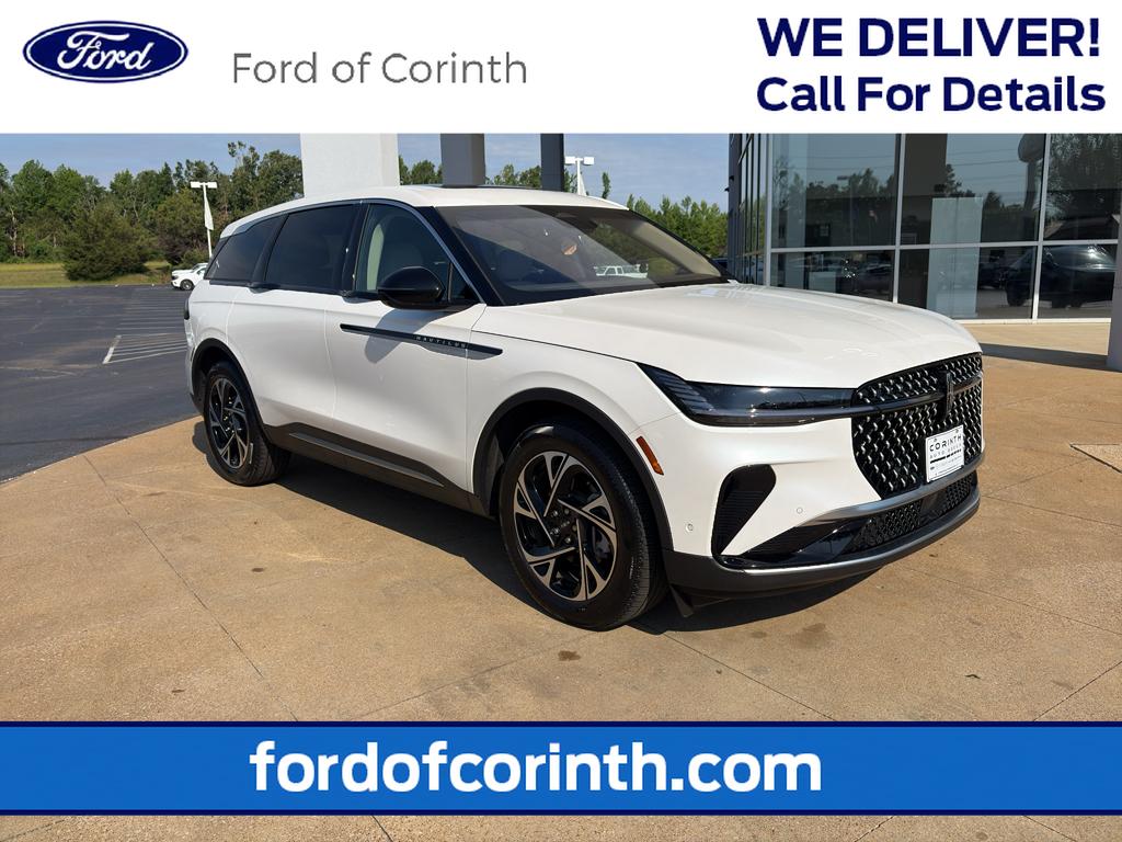 2024 Lincoln Nautilus Premiere AWD's photo