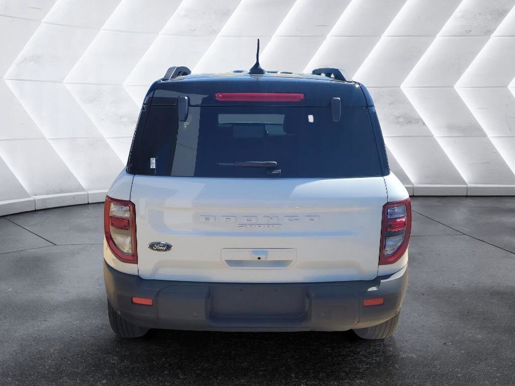 2025 Ford Bronco Sport Outer Banks photo 4