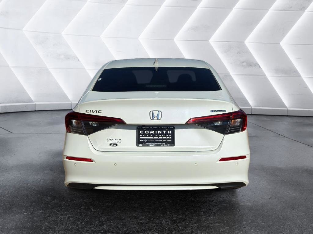 2024 Honda Civic Touring photo 4