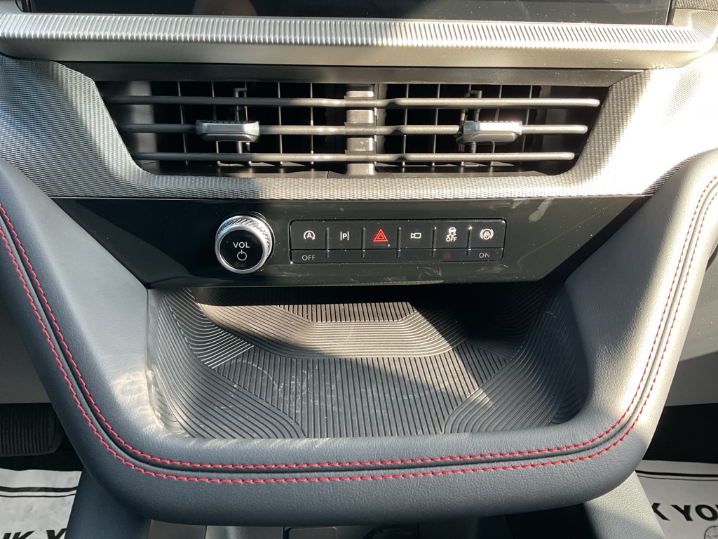 2026 Ford Explorer ST-Line - Photo 22