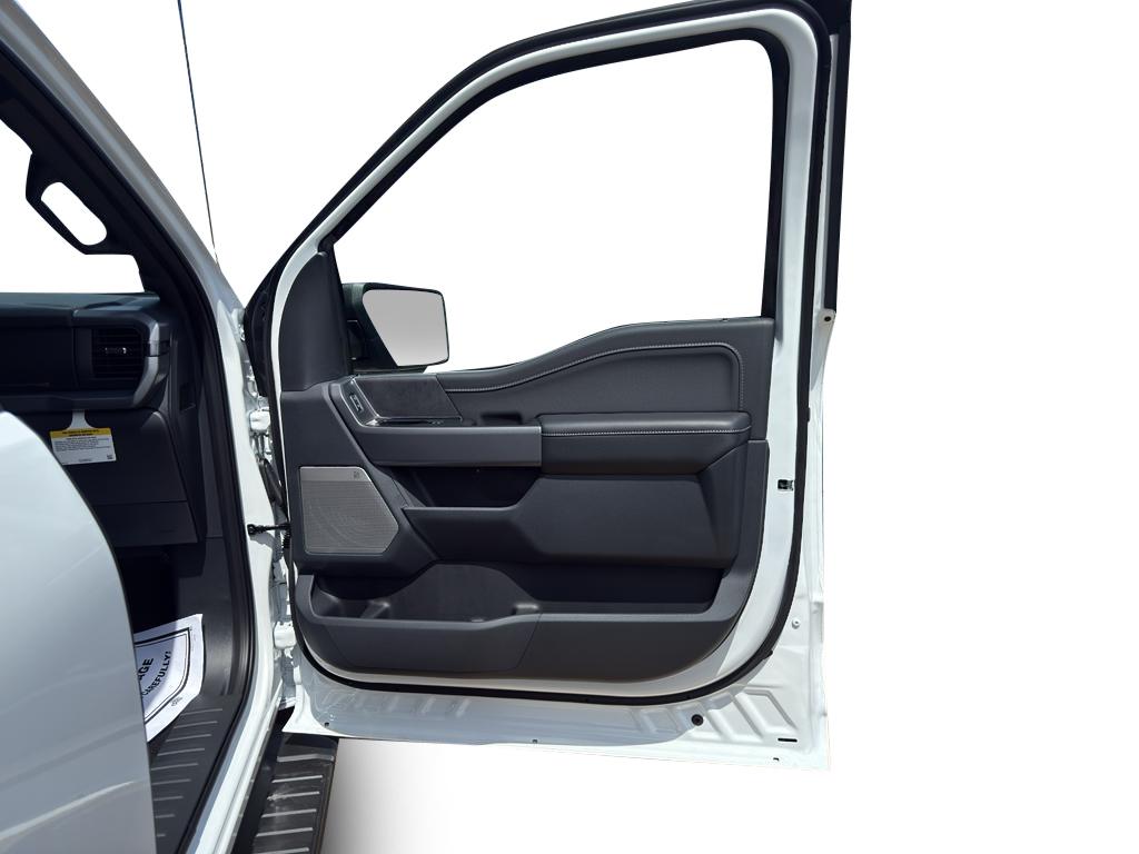 2025 Ford F-150 XLT - Photo 7