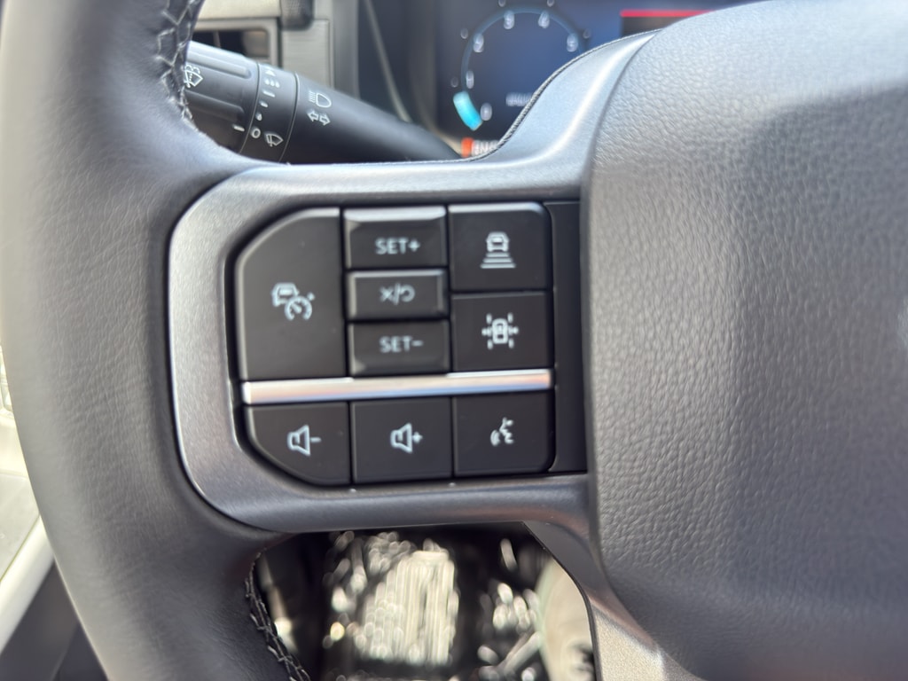 2025 Ford F-150 XLT - Photo 15