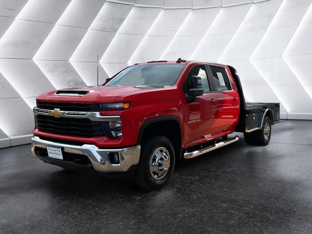 Used 2024 Chevrolet Silverado LT Crew Cab