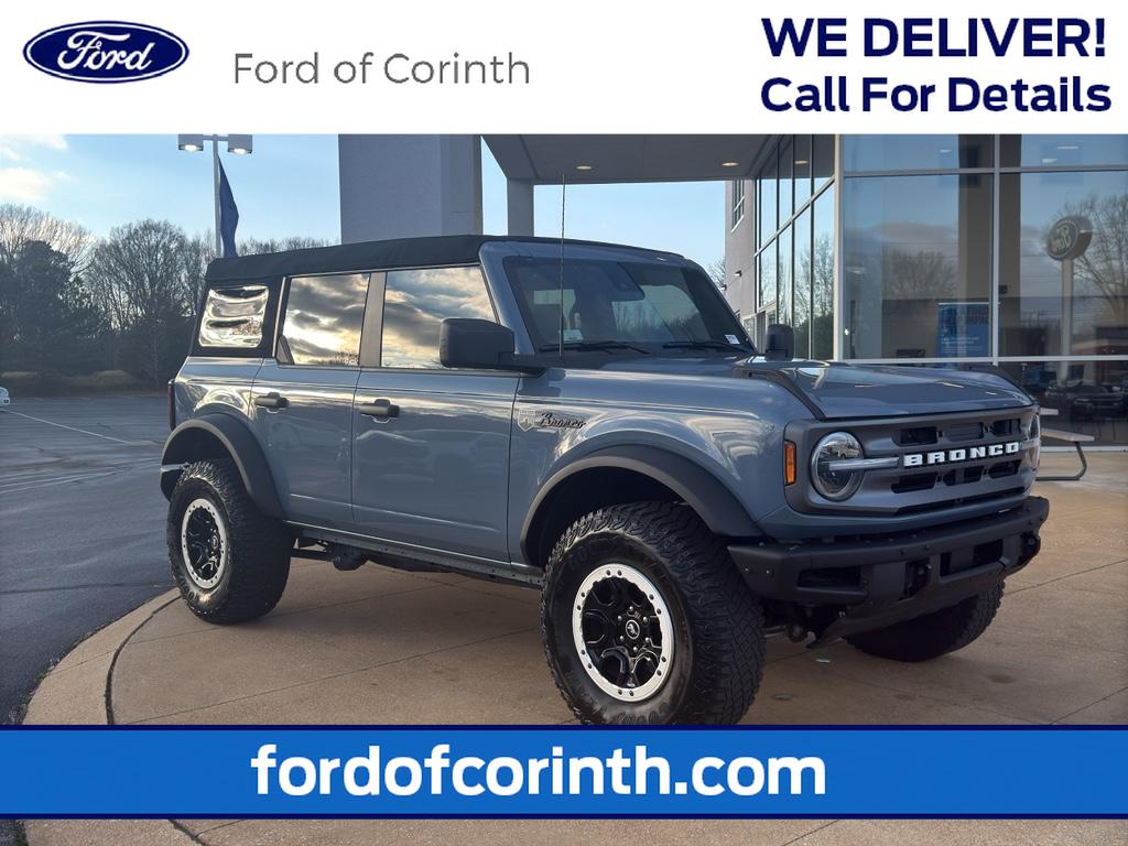 2023 Ford Bronco 4-Door Big Bend's photo
