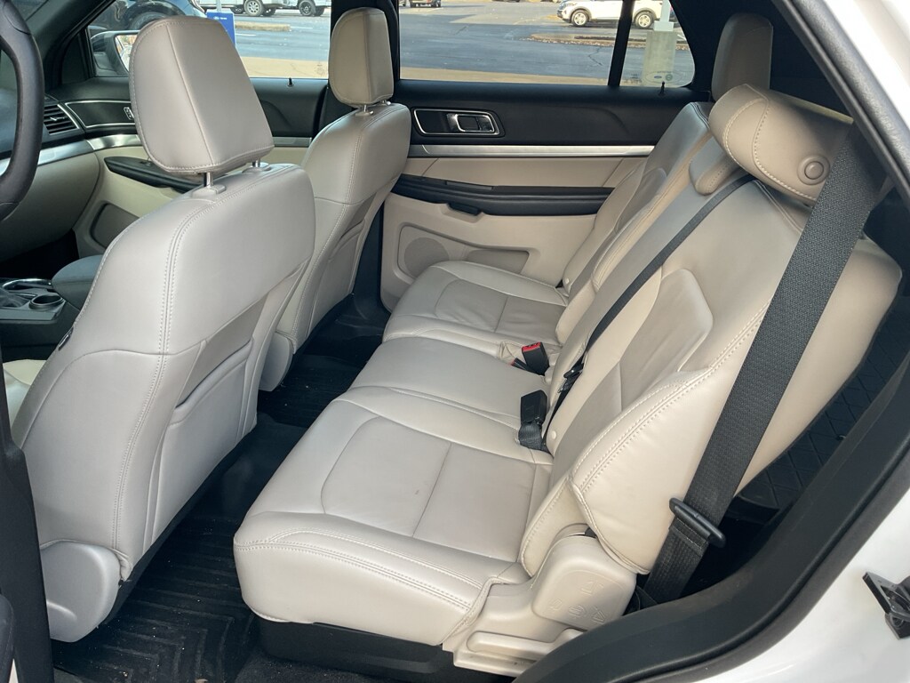 Used 2018 Ford Explorer XLT Sport Utility
