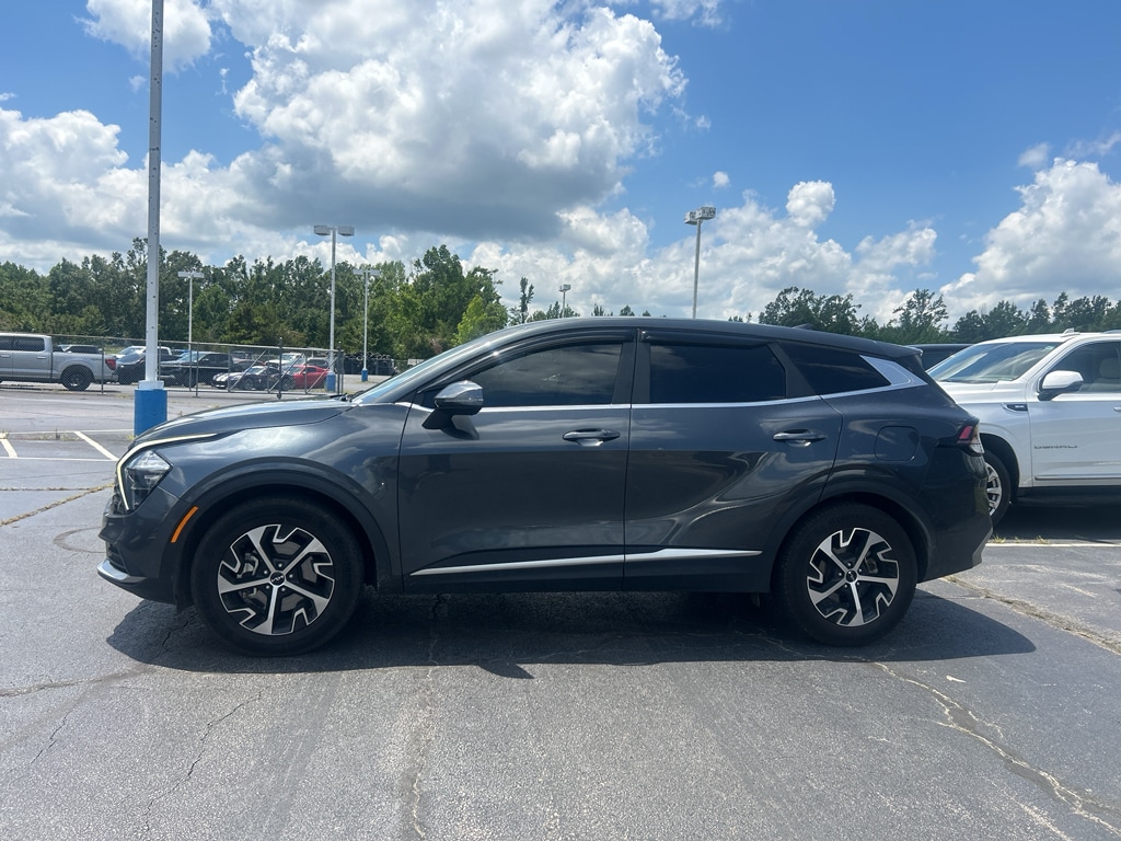 Used 2023 Kia Sportage EX Sport Utility
