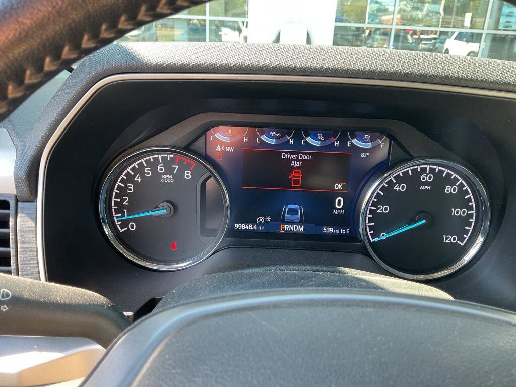 2021 Ford F-150 XLT photo 2
