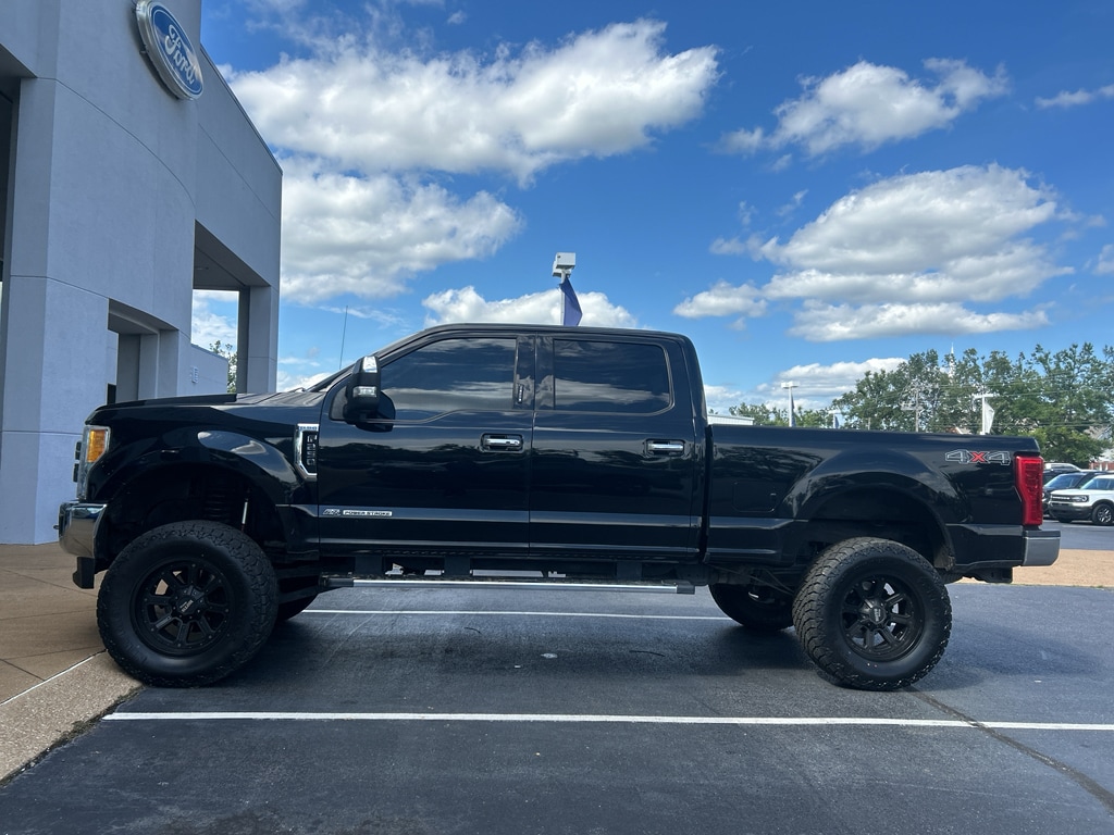 Used 2017 Ford F-250 Lariat Crew Cab