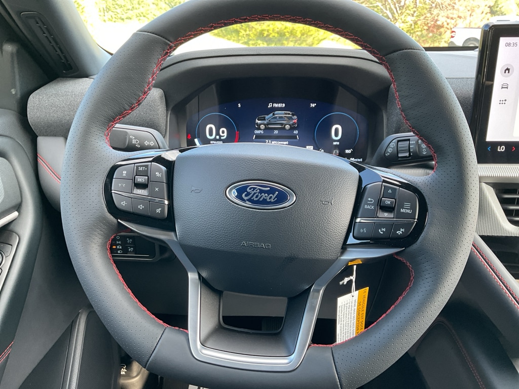 2026 Ford Explorer ST-Line - Photo 21