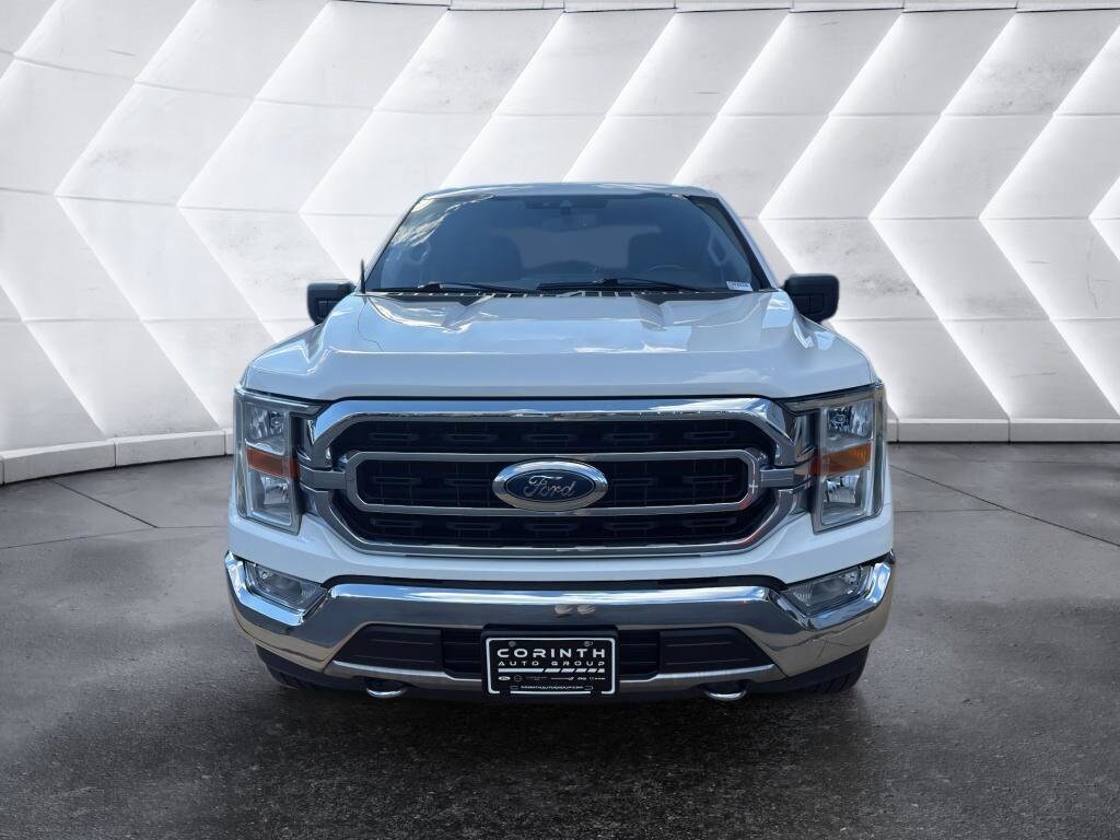 2021 Ford F-150 XLT photo 2