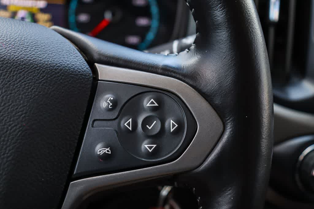 Thumbnail: 2021 Chevrolet Colorado - 23