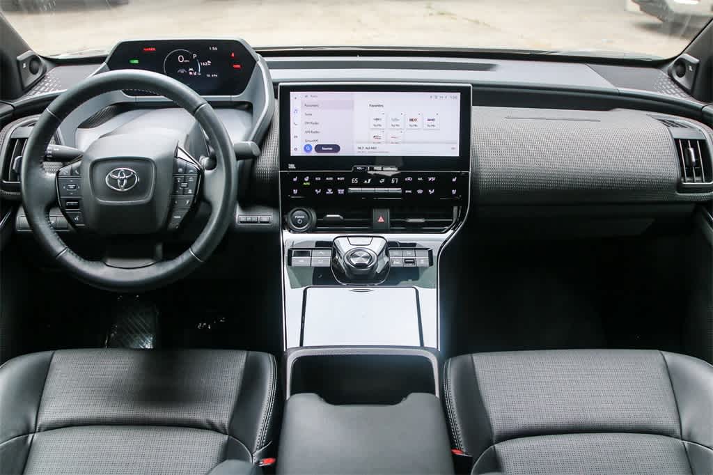 Thumbnail: 2023 Toyota bZ4X - 12