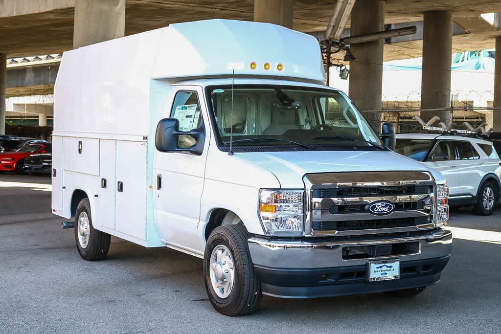 Thumbnail: 2026 Ford Econoline - 4