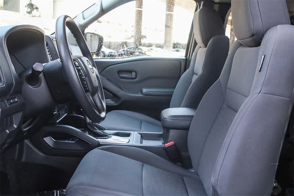 Thumbnail: 2023 Nissan Frontier - 16