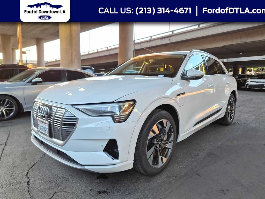 2022 Audi e-tron Premium -
                  Los Angeles, CA