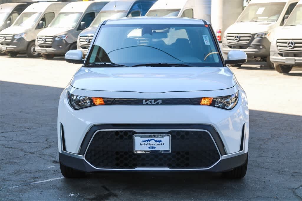 2023 Kia Soul LX 2