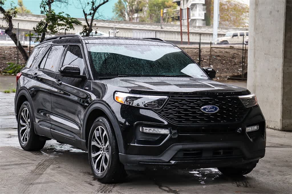 Thumbnail: 2022 Ford Explorer - 3