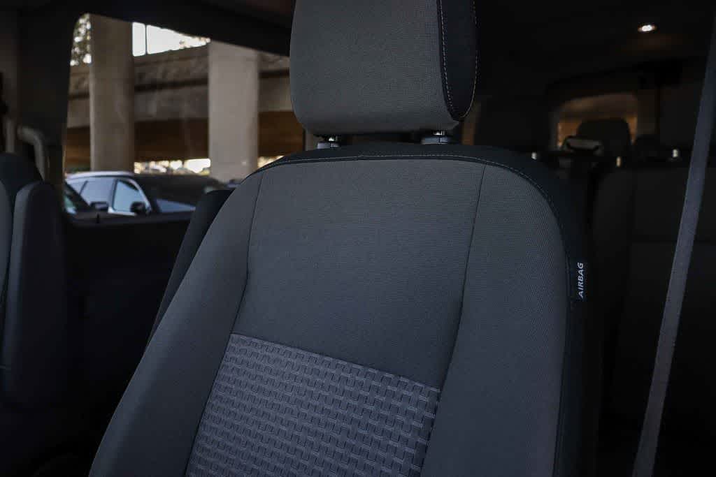 Thumbnail: 2024 Ford Econoline - 28