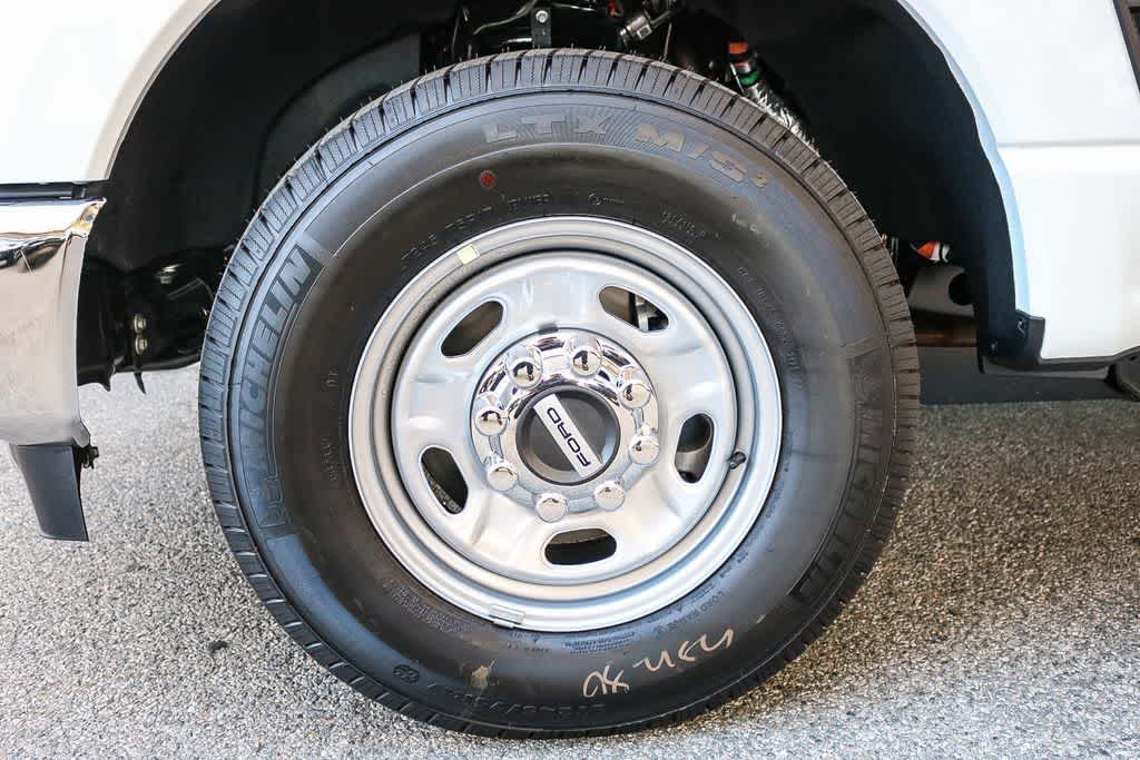 Thumbnail: 2026 Ford F-250 - 16
