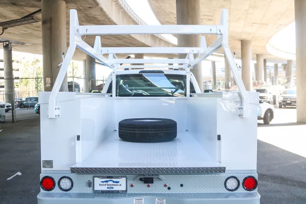Thumbnail: 2026 Ford F-350 - 33
