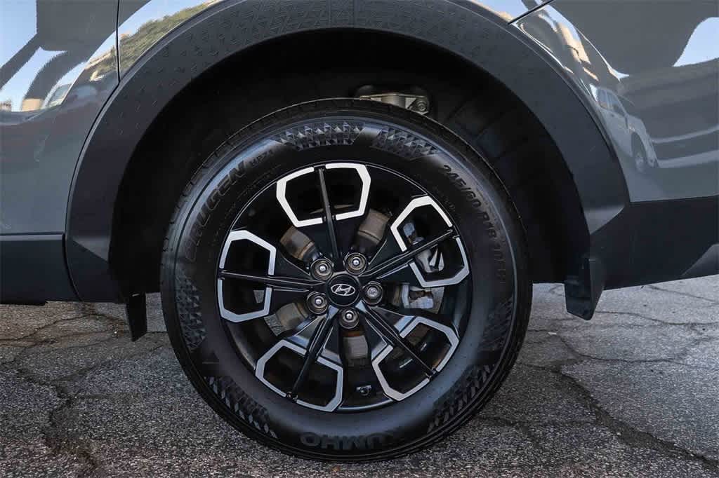 Thumbnail: 2023 Hyundai Santa Cruz - 10