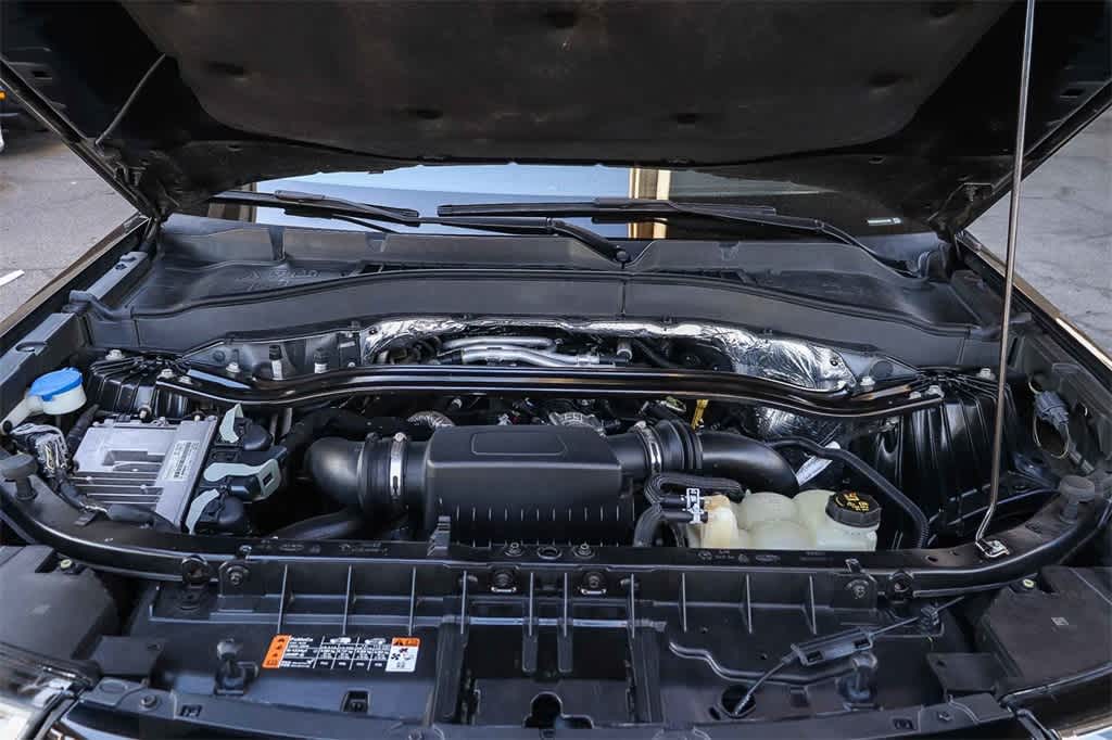 Thumbnail: 2020 Ford Explorer - 31