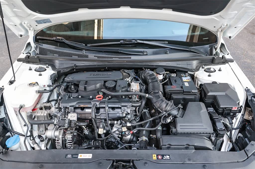 Thumbnail: 2023 Hyundai Elantra - 30