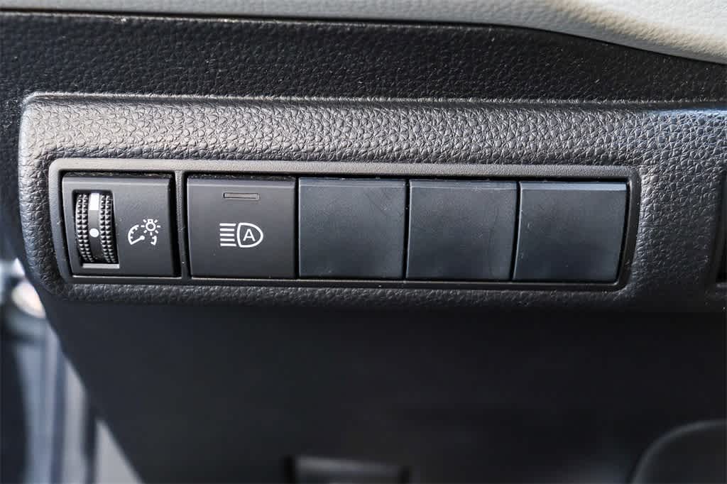 Thumbnail: 2021 Toyota Corolla - 21