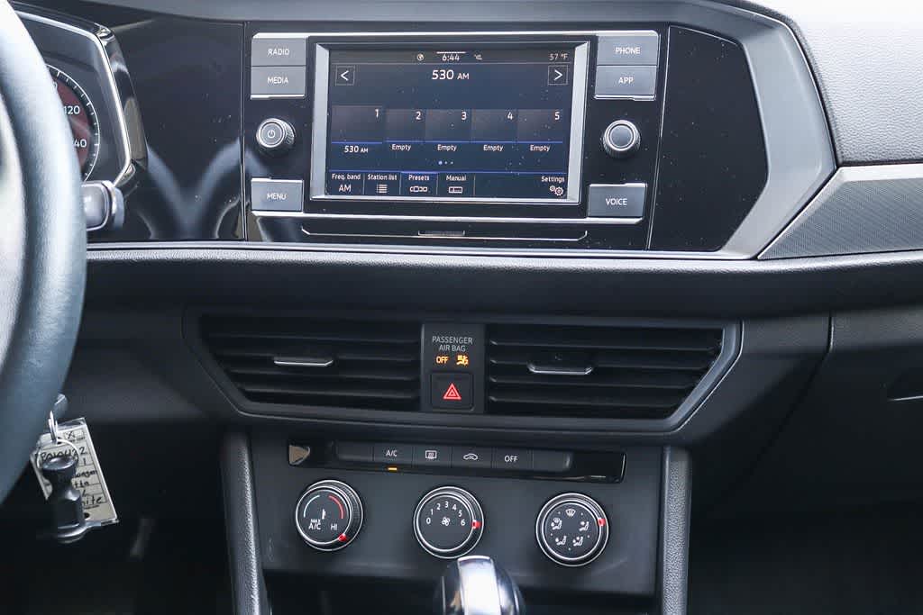 Thumbnail: 2021 Volkswagen Jetta - 13