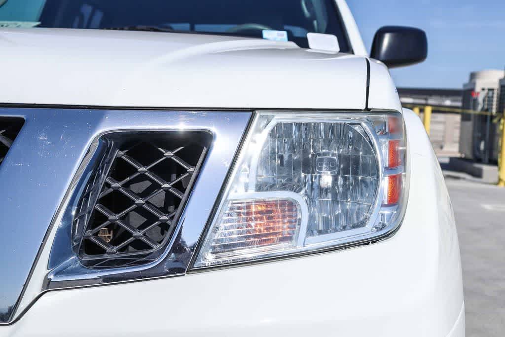 Thumbnail: 2015 Nissan Frontier - 6