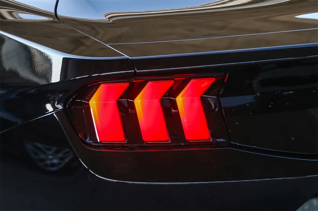 Thumbnail: 2025 Ford Mustang - 9