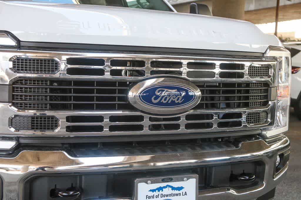 Thumbnail: 2025 Ford F-350 - 6