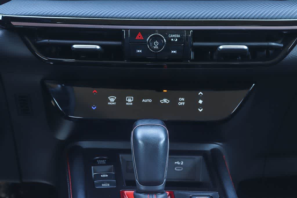 Thumbnail: 2025 Nissan Kicks - 12