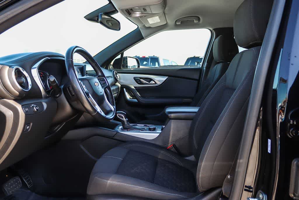 Thumbnail: 2020 Chevrolet Blazer - 17