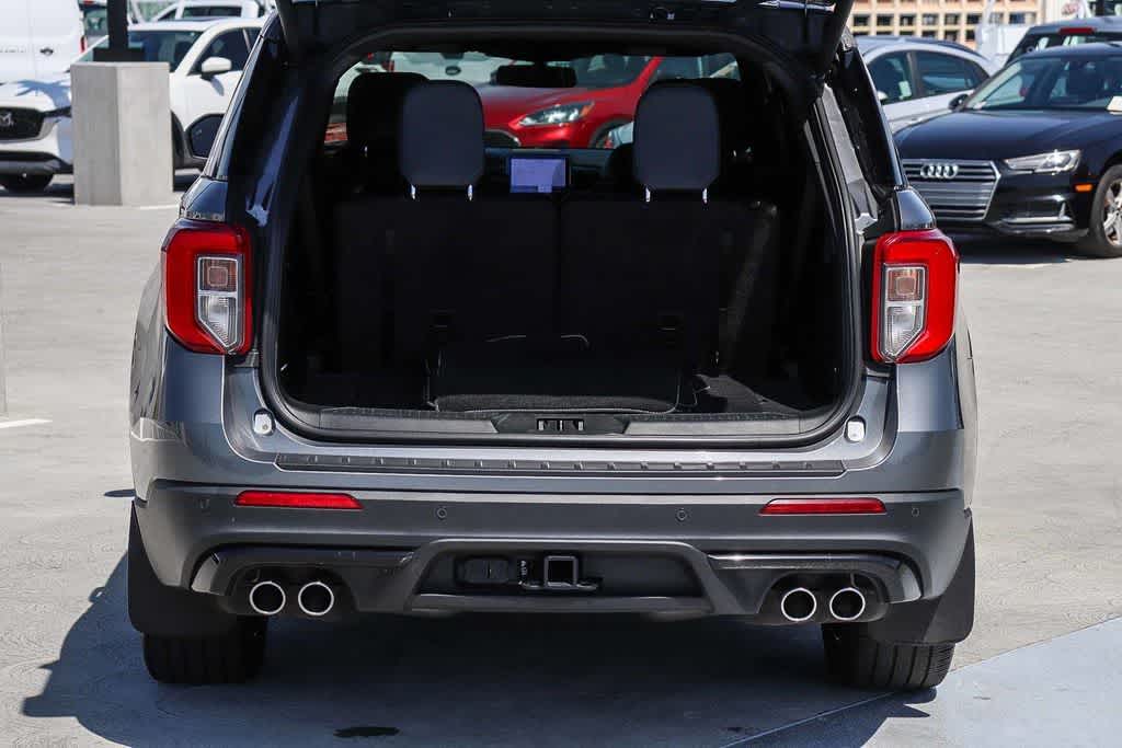 Thumbnail: 2023 Ford Explorer - 31