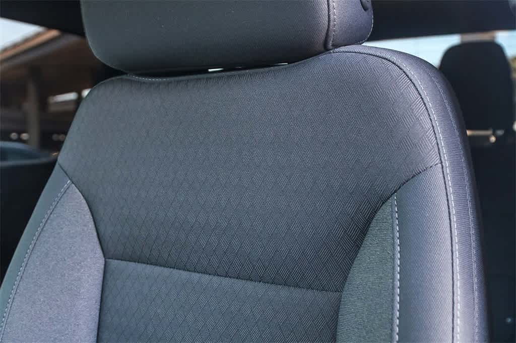 Thumbnail: 2025 Chevrolet Silverado 1500 - 25