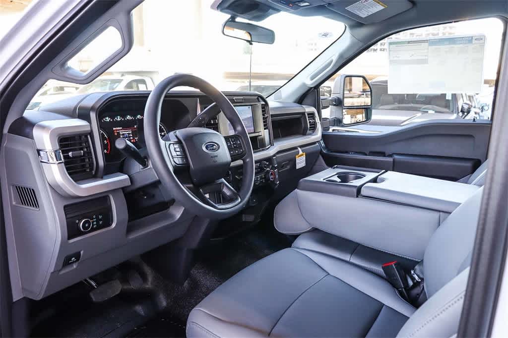 Thumbnail: 2026 Ford F-350 - 17