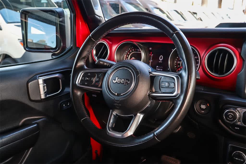 Thumbnail: 2020 Jeep Gladiator - 16