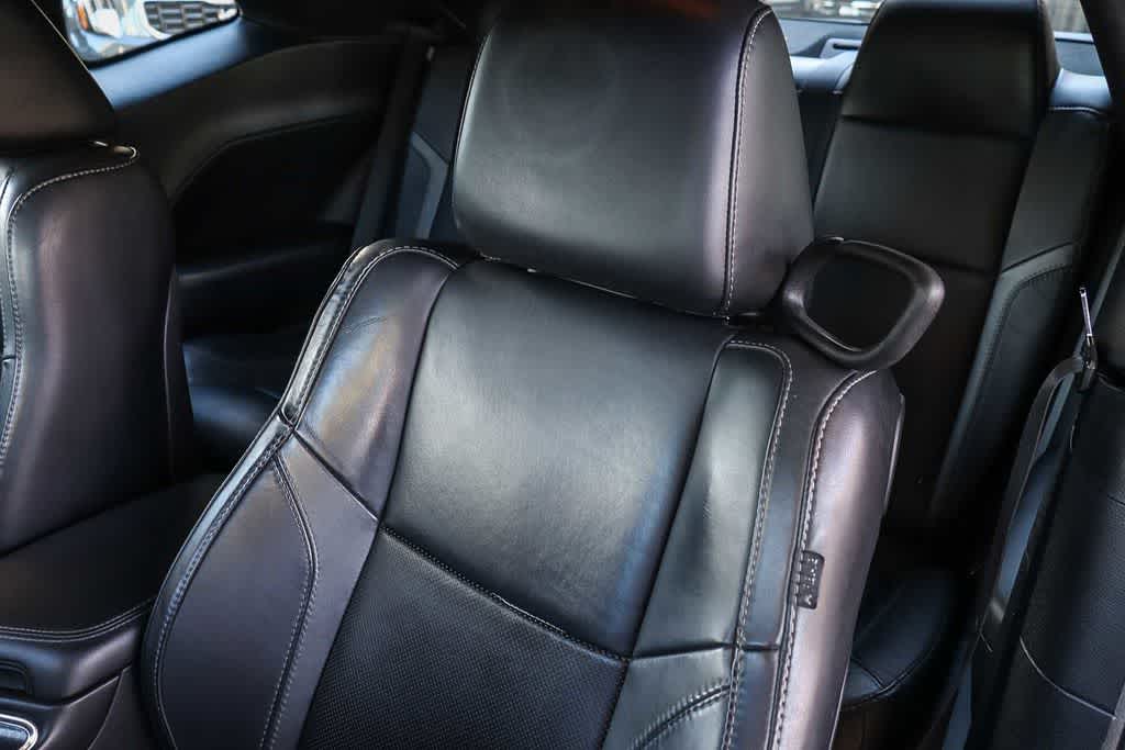 Thumbnail: 2015 Dodge Challenger - 27