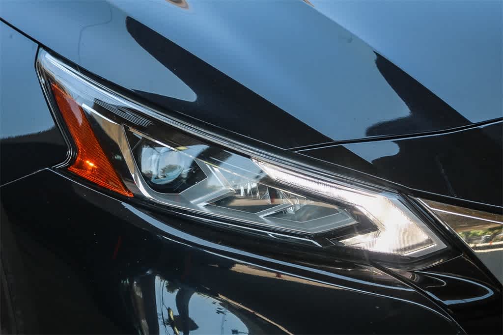 Thumbnail: 2022 Nissan Altima - 4