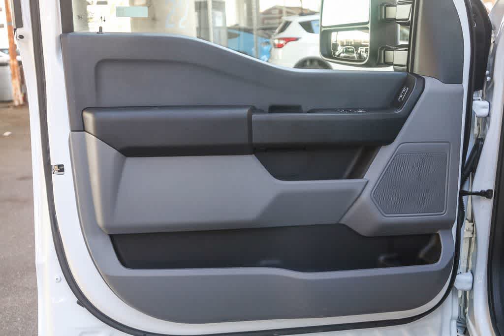 Thumbnail: 2026 Ford F-350 - 28